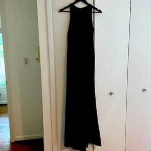 Vera Wang Long black dress embroidery on sides with train in back size 2